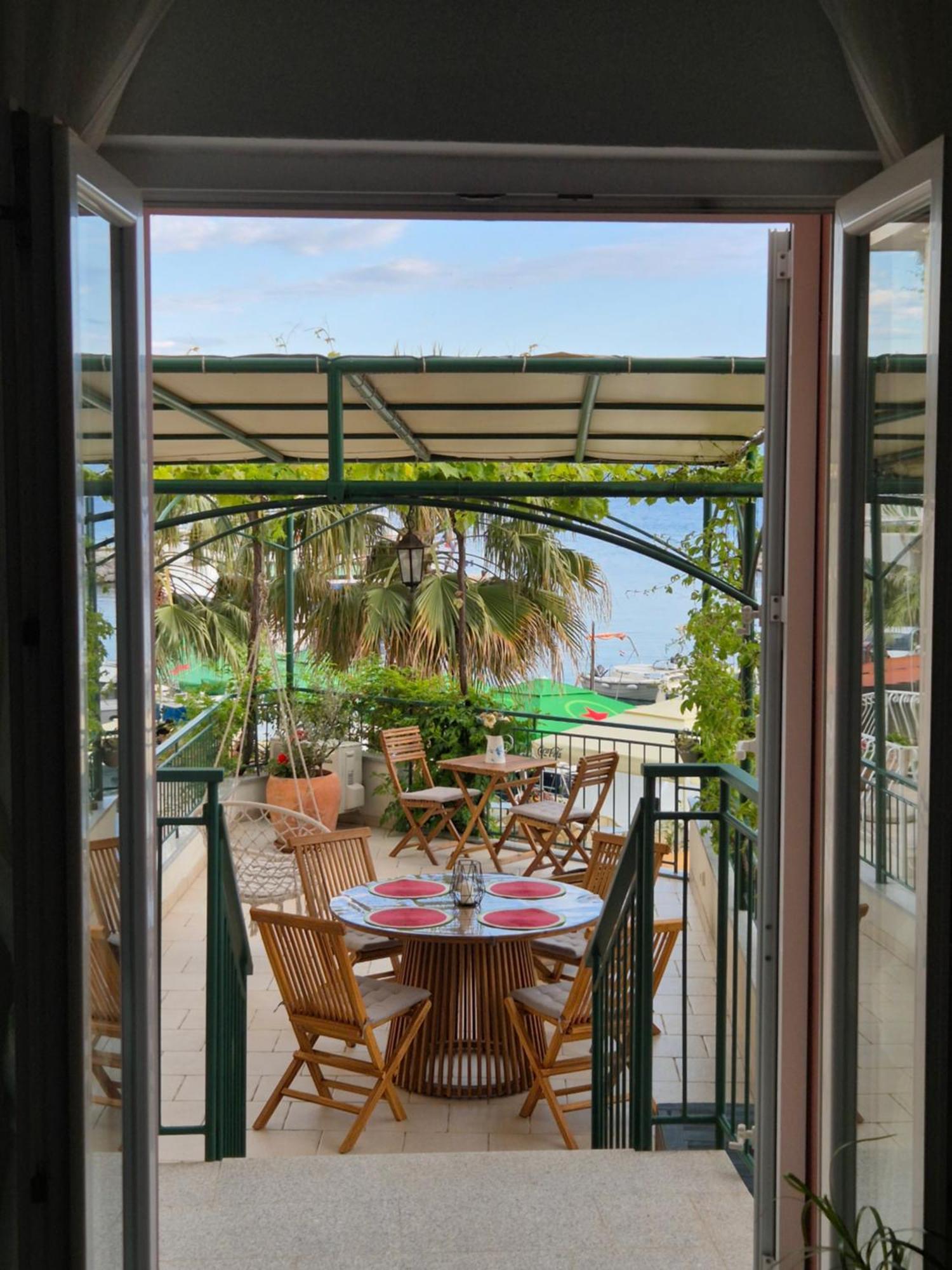 Apartment Top Terrace 포드고라 외부 사진